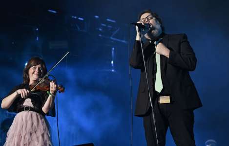  «Les Cowboys Fringants rayonnent malgré leur absence au 1er Gala de l’ADISQ»