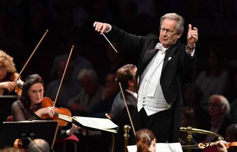 Accusé d’avoir giflé un chanteur, John Eliot Gardiner annule ses engagements