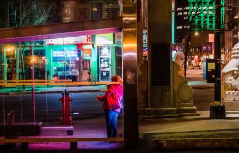 Un «bureau de la nuit» recommandé à Montréal