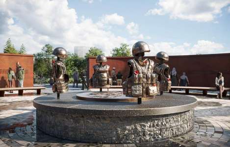 Une pétition contre le projet actuel du monument de la mission du Canada en Afghanistan