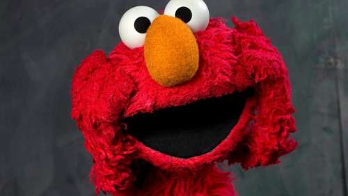 Elmo, 3 ans, rejoint les plus jeunes Américains pour se faire vacciner