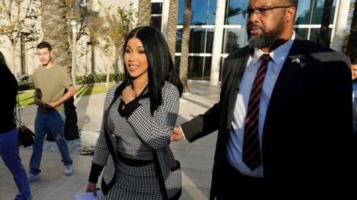 Cardi B se bat avec un avocat dans une affaire d’œuvres d’art de mixtape racées