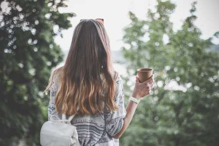 Ces cinq aliments qui aident à ralentir l'apparition des cheveux blancs