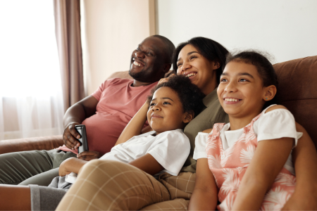 Astrologie 2023 : ce qui attend le signe du Verseau en décembre sur le plan familial