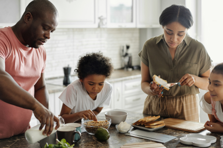 Astrologie 2024 : ce qui attend le signe des Gémeaux en janvier sur le plan familial