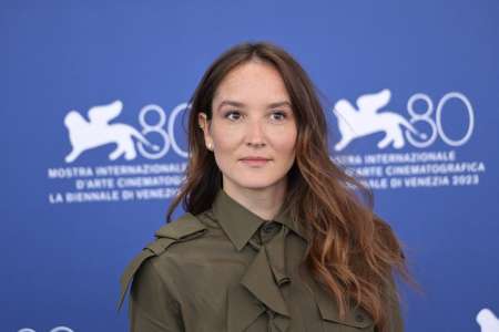 Anaïs Demoustier enceinte de son deuxième enfant, elle dévoile son baby bump lors d’une soirée de gala