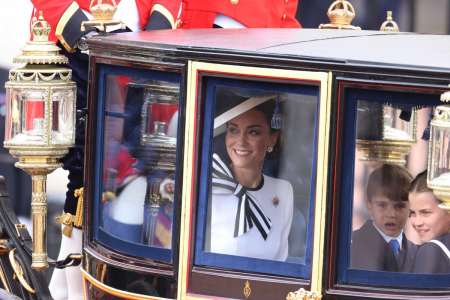 Trooping the Colour : Kate Middleton choisit le blanc pour sa première apparition depuis l’annonce de son cancer