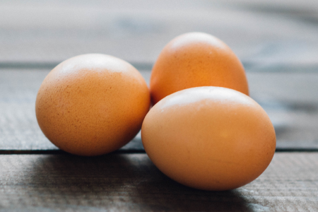 Quelle est la manière la plus saine de manger des oeufs ?