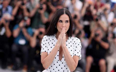 Demi Moore, 61 ans : sublime dans un bikini blanc, elle partage un tendre moment avec sa petite-fille Louetta