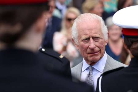 Charles III : ces trois mots bouleversants du roi qui en disent long sur la situation avec Harry