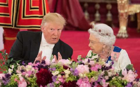 Elizabeth II : voici ce qu’elle pensait vraiment de Donald Trump, et il valait mieux qu’elle le garde pour elle