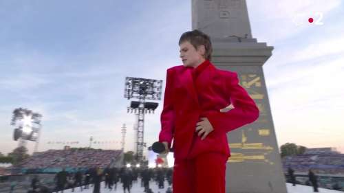 Christine and the Queens : ses propos au bord du complotisme oubliés ? Sa venue à Paris 2024 surprend