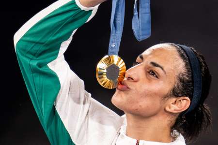 Imane Khelif : après sa médaille d’or aux JO de Paris 2024, elle se lance dans un autre combat encore plus compliqué