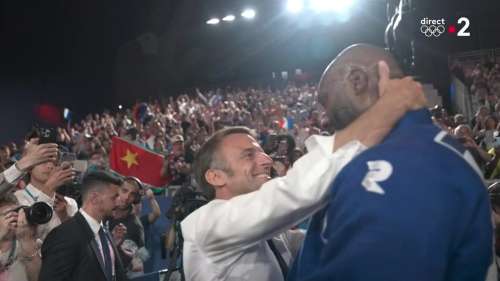 Emmanuel Macron loin de Brigitte : il quitte Brégançon, on le retrouve dans les bras de Teddy Riner