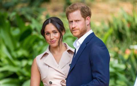 Harry et Meghan : cette personne insoupçonnée qui était à Buckingham lorsqu’ils ont claqué la porte