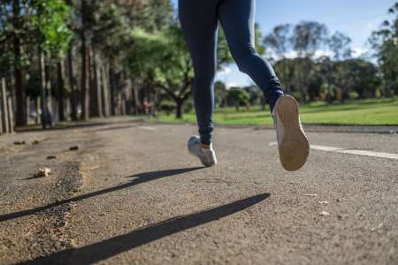 Ces trois activités physiques sont parfaites pour les femmes rondes, selon les chercheurs américains