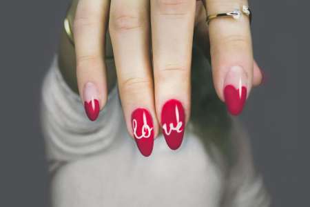 Faux ongles : quels sont les effets secondaires ?