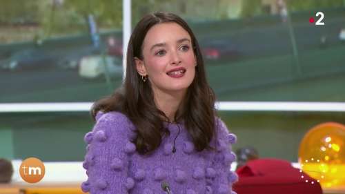 Julien Arnaud dragouille Charlotte Le Bon en plein direct dans Télématin, l’actrice lui balance un tacle bien senti