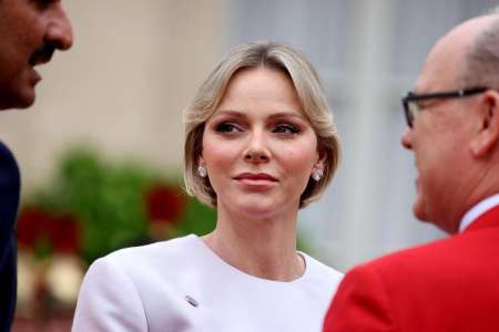 Charlene de Monaco sublime dans une tenue rose poudrée pour la fête nationale, ce détail qui fait mouche