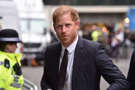 Harry a 40 ans : malgré les tensions, le message un peu contraint et forcé de Charles III