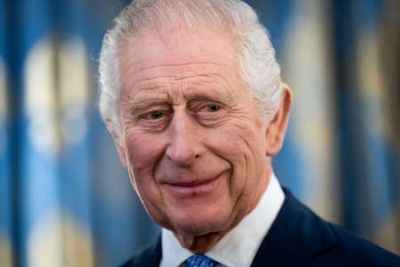 Charles III : “Ce soir vous verrez…”, cette célébrité qui a osé une blague particulièrement salace face à lui