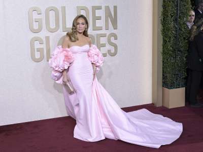 Golden Globes 2024 : Jennifer Aniston, Margot Robbie, Timothée Chalamet… Les looks les plus marquants du tapis rouge