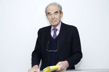 Robert Badinter est mort : l’homme politique, figure du combat contre la peine de mort, avait 95 ans