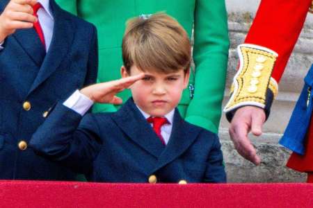 Prince Louis a 6 ans : le cliché officiel s’est fait attendre mais Kate a enfin dégainé !