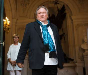 Gérard Depardieu “ravi” : l’acteur de nouveau sous le feu des projecteurs… et des critiques ?