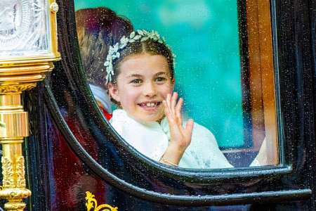 Princesse Charlotte a 9 ans : cette marque française très abordable qu'elle porte sur sa photo d'anniversaire