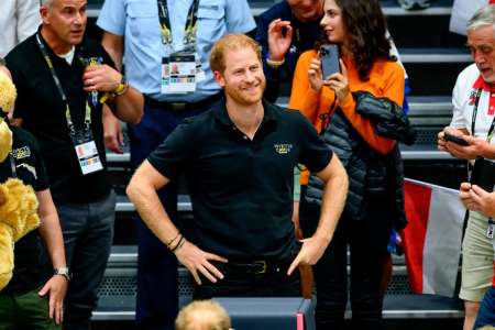 Prince Harry : retour de bâton, ses amis auraient mieux fait de ne rien dire sur sa relation avec Charles III