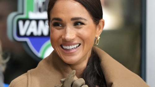 Meghan Markle au Nigéria : ce célèbre collier de Lady Di porté pour la première fois par la femme du prince Harry