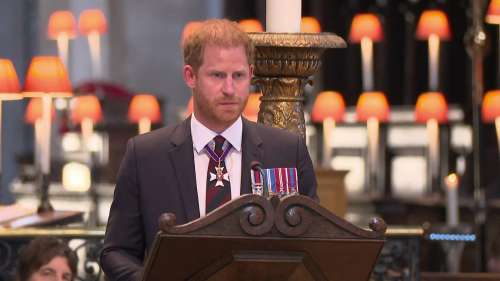 Prince Harry : cet accessoire qui lui a permis d'envoyer un message clair à Charles III et William