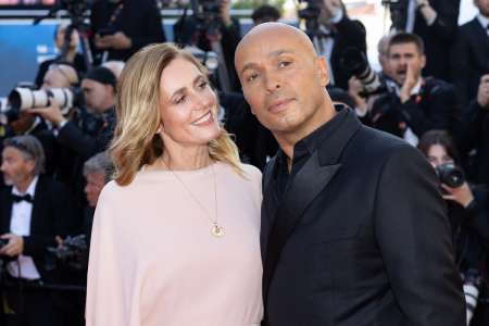 Festival de Cannes : Eric Judor et sa femme très tactiles sur le tapis rouge, ils font voler leur discrétion en éclats