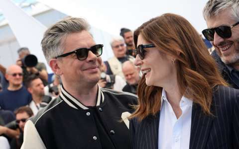 Benjamin Biolay joue les chevaliers blancs avec son ex Chiara Mastroianni, en disgrâce à Cannes