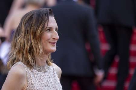 Cannes 2024 : Camille Cottin crée la surprise au bras de son mari dans une tenue de fête