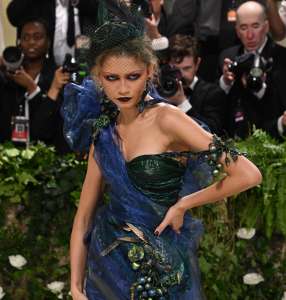 Zendaya, Jennifer Lopez, Demi Moore, Cardi B, Emily Ratajkowski… Les looks les plus dingues du Met Gala 2024