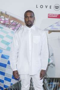 Kanye West : trou béant, toit effondré… sa maison à 2 millions de dollars tombe en ruines