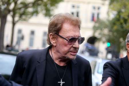 “Très cruel”: un ami de Johnny Hallyday évoque les derniers jours du chanteur avec ses filles