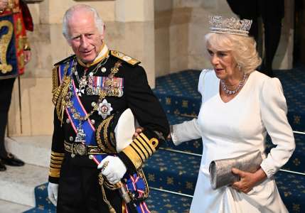 Charles III goujat : il ne cache pas son agacement envers Camilla en public avec un geste qui en dit long