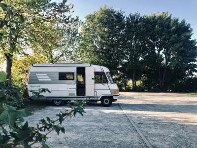 Une sexagénaire française retrouvée morte en Espagne dans son camping-car, une piste se dessine