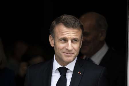 Emmanuel Macron détesté car “trop jeune, trop beau et trop intelligent” ? Un conseiller de l’ombre s’épanche