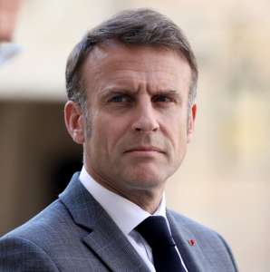 Emmanuel Macron : “votre serviteur…”, cette décision coup de théâtre qui va faire enrager Jordan Bardella
