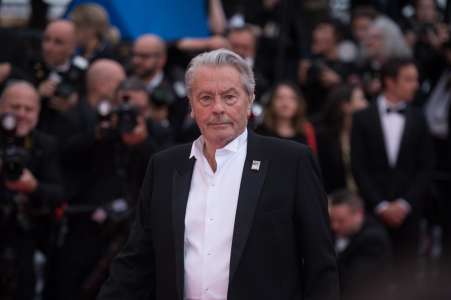 Mort d'Alain Delon : cette décision radicale prise par les autorités à Douchy avant ses obsèques