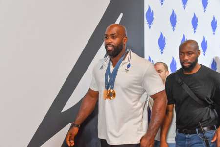 “C’est la guerre mondiale” : Teddy Riner n’aime pas perdre et sa famille en fait souvent les frais