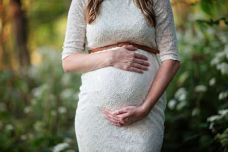 Elle avait l'air d'être enceinte de sept mois mais la vérité était beaucoup moins rose