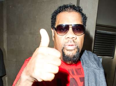 Fatman Scoop : le célèbre rappeur de 53 ans meurt après s’être écroulé sur scène