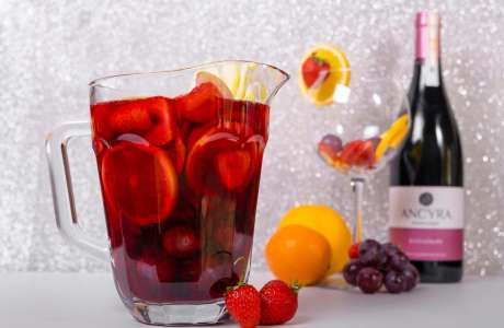 Alpes-Maritimes : ils concoctent une sangria pas comme les autres qui finit par coûter 120 000 euros