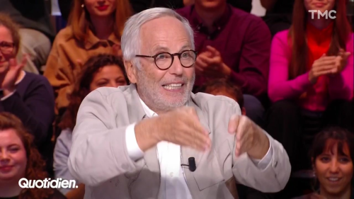 “Tu vas pédaler, s*lope !” : en roue libre dans Quotidien, Fabrice Luchini prend Yann Barthès de court