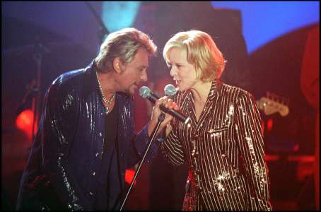 “Avec Johnny, c’était…” : Sylvie Vartan rétablit une vérité sur son couple avec Johnny Hallyday